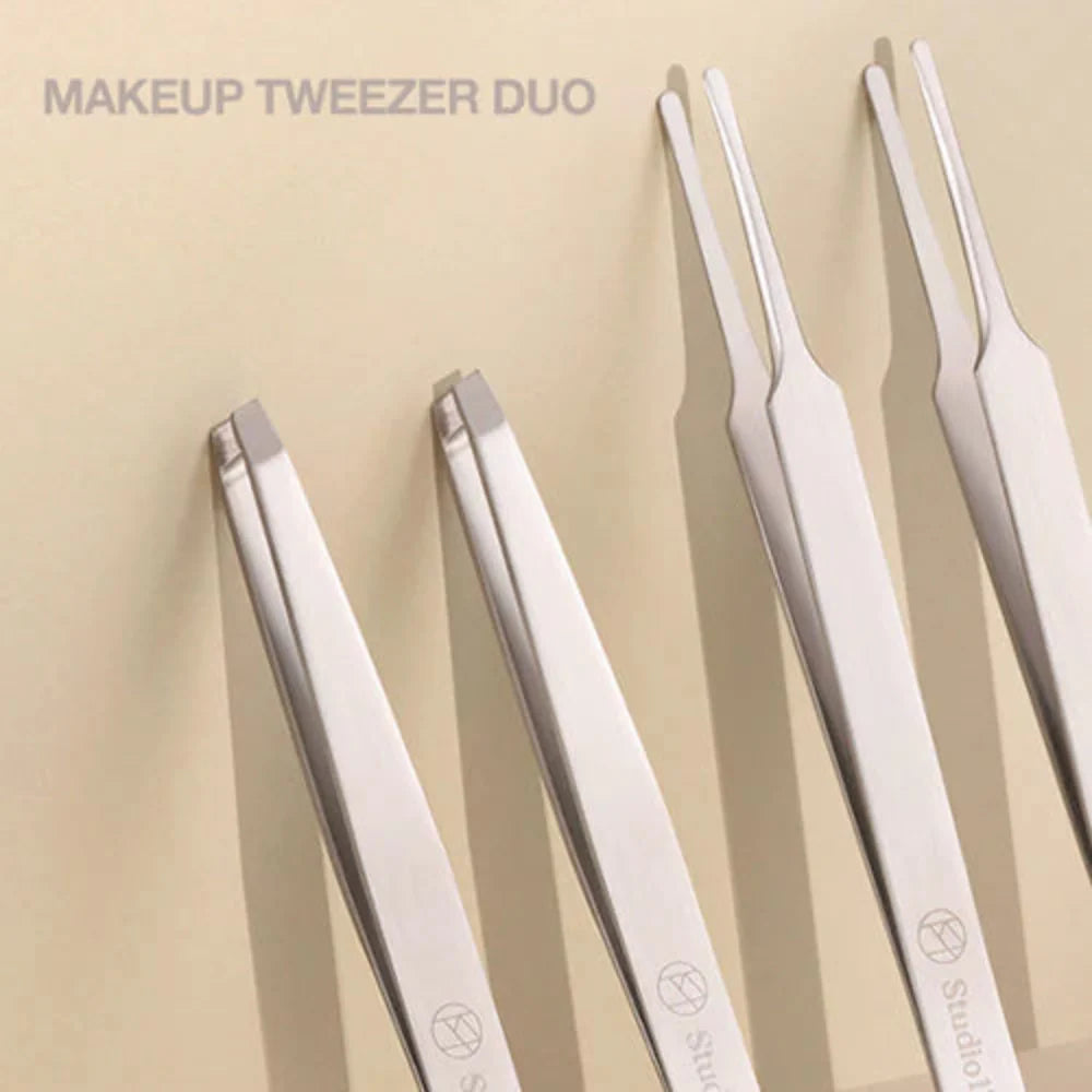 Studio 17 Makeup Tweezer Duo